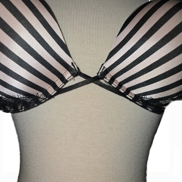 SUPER RARE Bombshell Add 2 Cup Bra by Victoria’s Secret - Pink/Black Stripes 32D - Picture 3 of 9